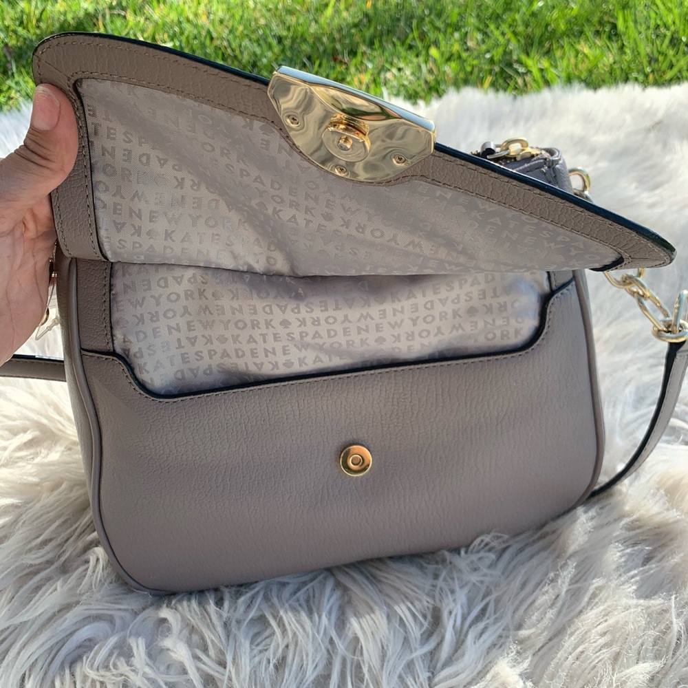 Kate Spade Purse - Picture 5 of 7
